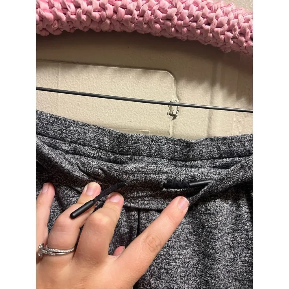 Lululemon Grey Pants Men’s Size Large